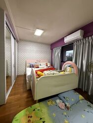 Blk 705 Hougang Avenue 2 (Hougang), HDB Executive #568653091